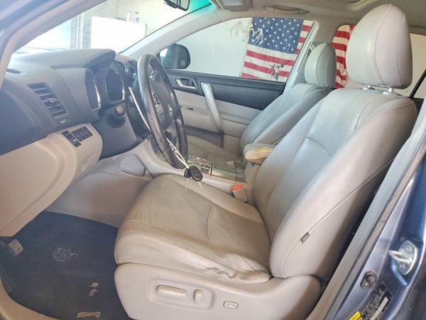 2012 TOYOTA HIGHLANDER Base/Hybrid — DENT