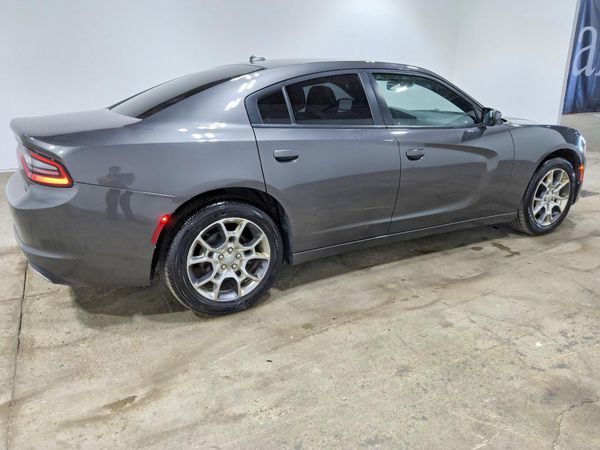 2017 DODGE CHARGER SE