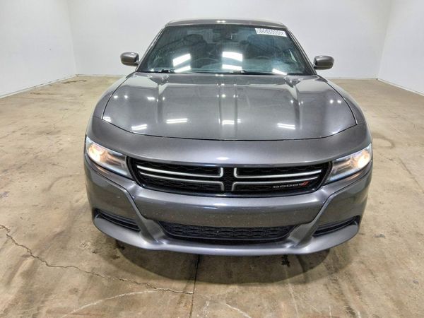 2017 DODGE CHARGER SE