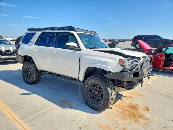 2020 TOYOTA 4RUNNER Base Grade