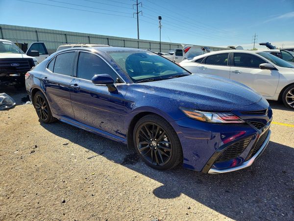 2023 TOYOTA CAMRY