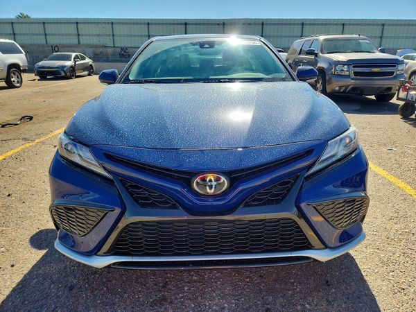 2023 TOYOTA CAMRY