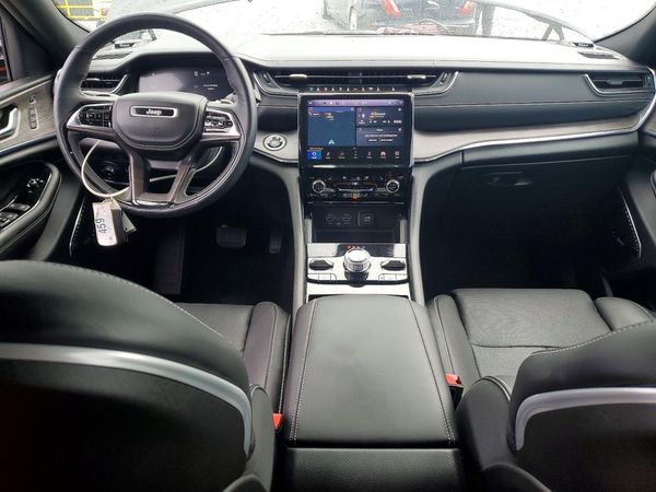 2024 JEEP GRAND CHEROKEE