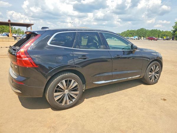 2023 VOLVO XC60