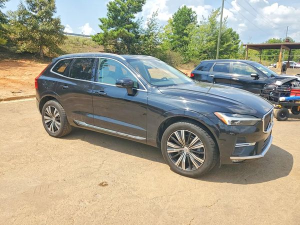 2023 VOLVO XC60