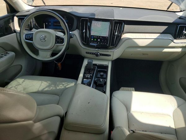 2023 VOLVO XC60