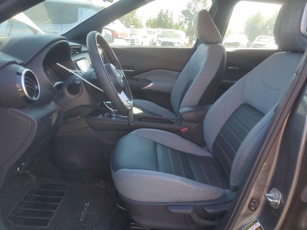 2022 NISSAN KICKS SR