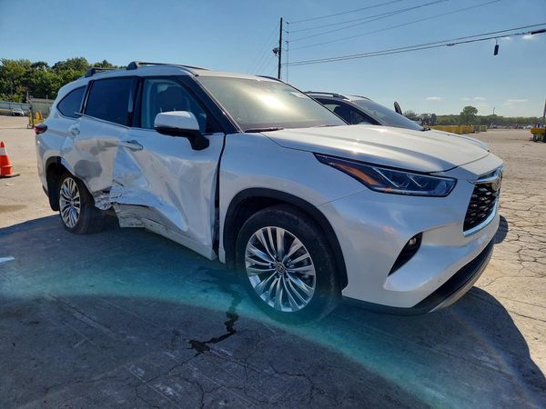 2026 TOYOTA HIGHLANDER