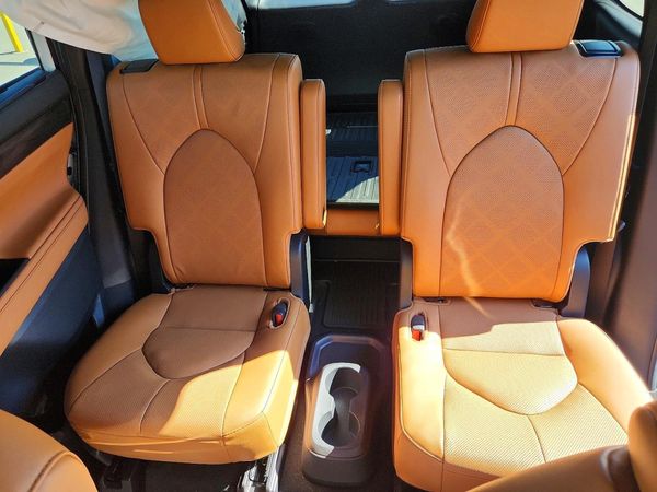 2026 TOYOTA HIGHLANDER