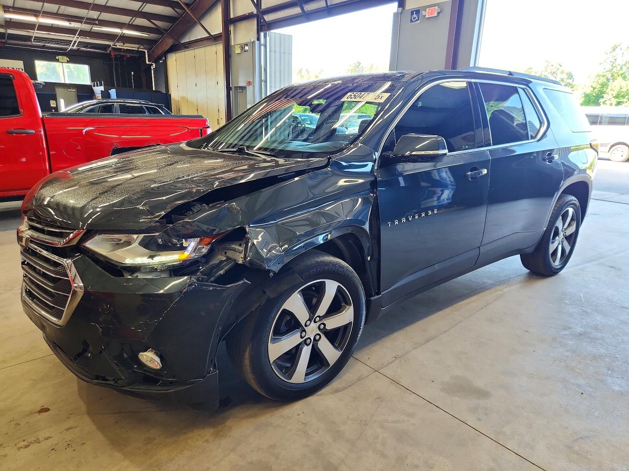 2019 CHEVROLET TRAVERSE LT