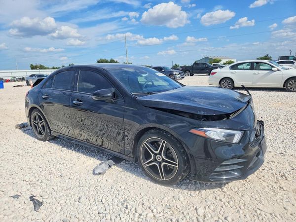 2019 MERCEDES-BENZ A
