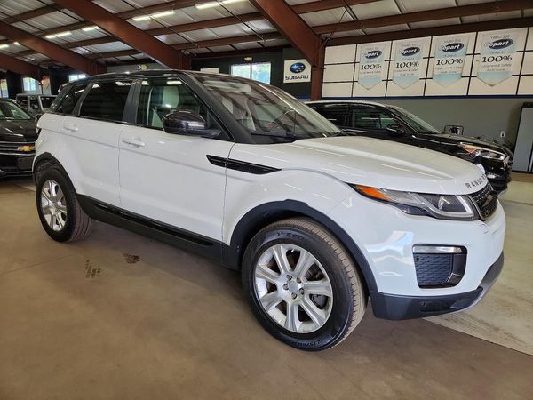 2017 LAND ROVER RANGE ROVER EVOQUE SE — Passenger 3/4