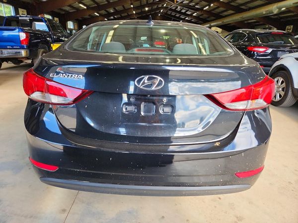 2015 HYUNDAI ELANTRA GLS(Middle)