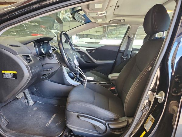 2015 HYUNDAI ELANTRA GLS(Middle)