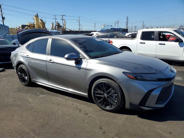 2026 TOYOTA CAMRY