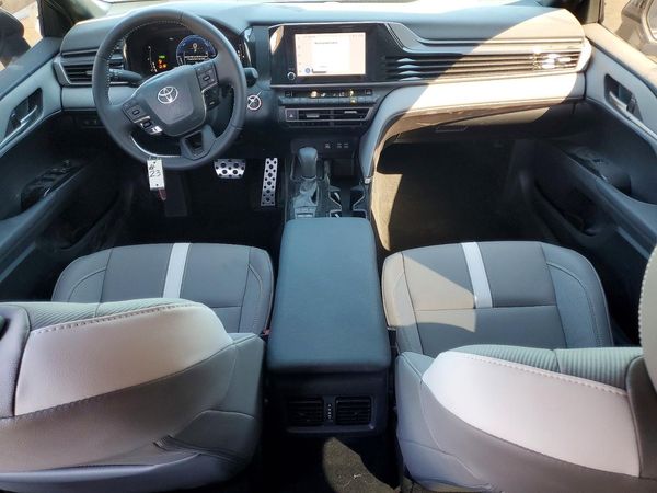 2026 TOYOTA CAMRY