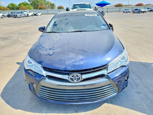 2015 TOYOTA CAMRY