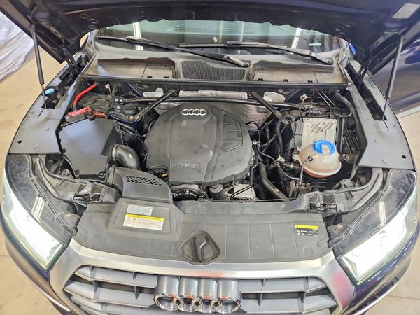 2018 AUDI Q5 quattro Premium Plus