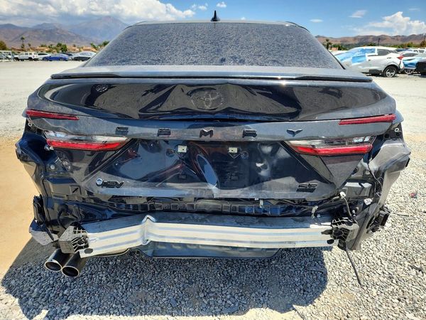 2025 TOYOTA CAMRY