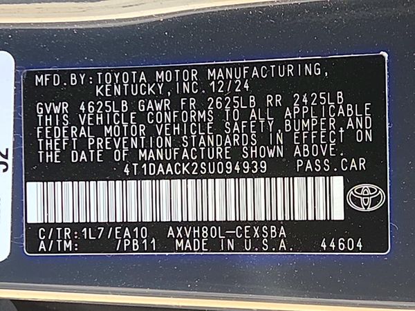 2025 TOYOTA CAMRY