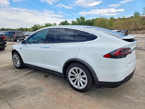 2018 TESLA MODEL X