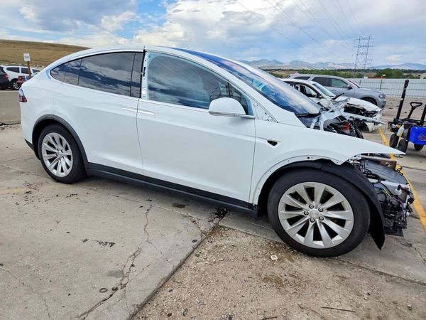 2018 TESLA MODEL X