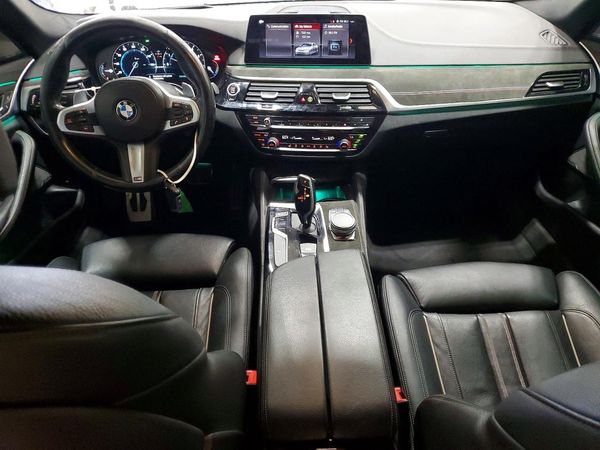 2019 BMW M550XI