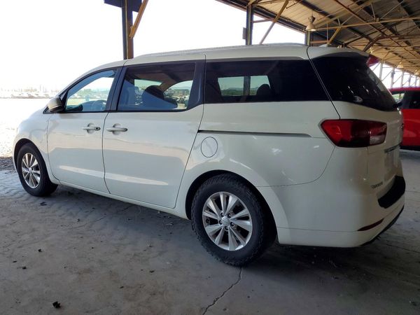 2015 KIA SEDONA GL - Middle-low