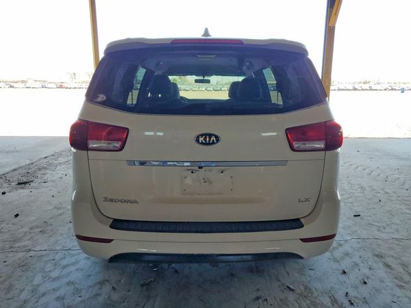 2015 KIA SEDONA GL - Middle-low