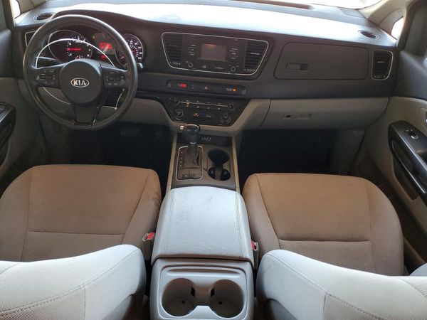 2015 KIA SEDONA GL - Middle-low