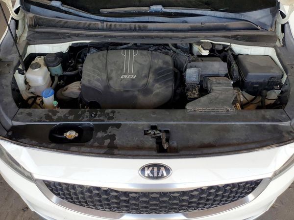 2015 KIA SEDONA GL - Middle-low