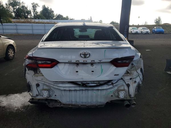 2021 TOYOTA CAMRY