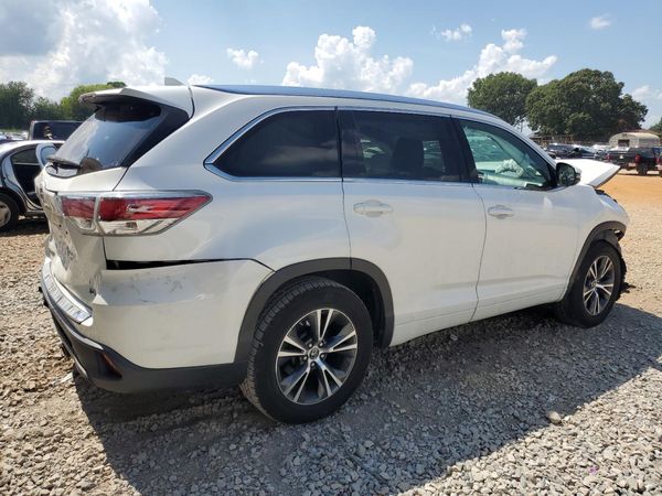 2016 TOYOTA HIGHLANDER