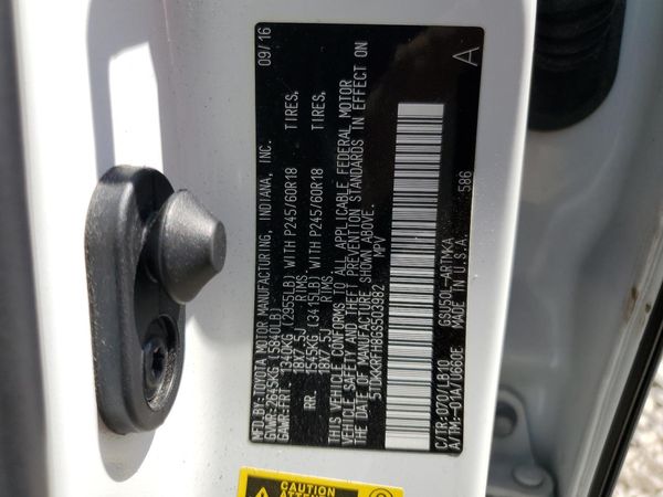 2016 TOYOTA HIGHLANDER
