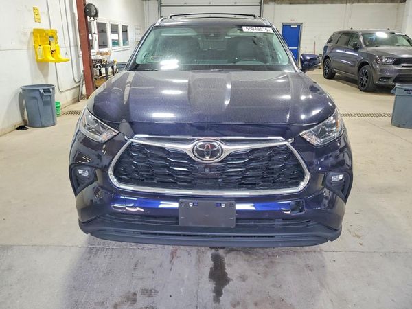 2020 TOYOTA HIGHLANDER Limited