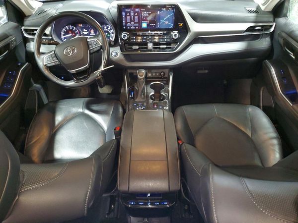 2020 TOYOTA HIGHLANDER Limited