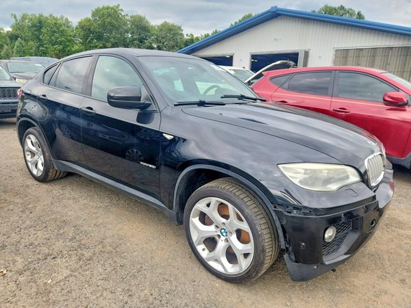 2013 BMW X6 xDrive50i — Passenger 3/4