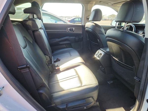 2023 KIA SORENTO