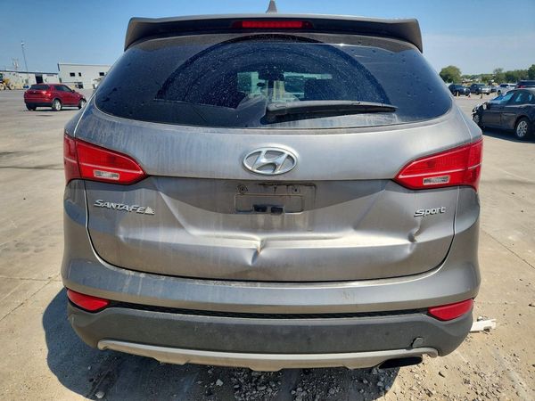 2016 HYUNDAI SANTA FE Base