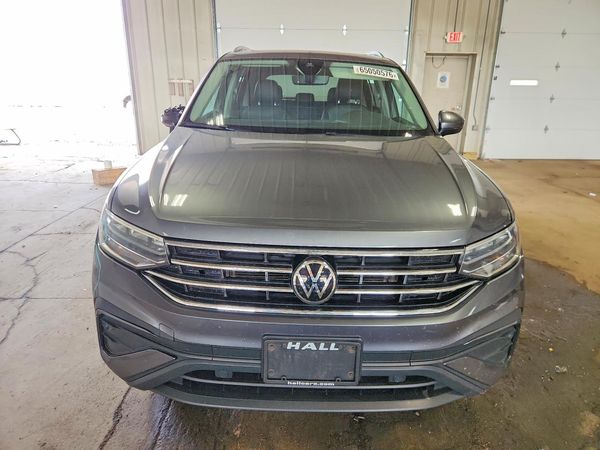 2022 VOLKSWAGEN TIGUAN 4Motion SE