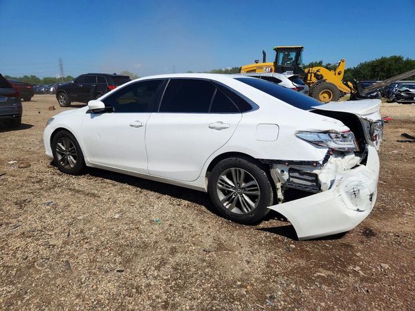 2016 TOYOTA CAMRY