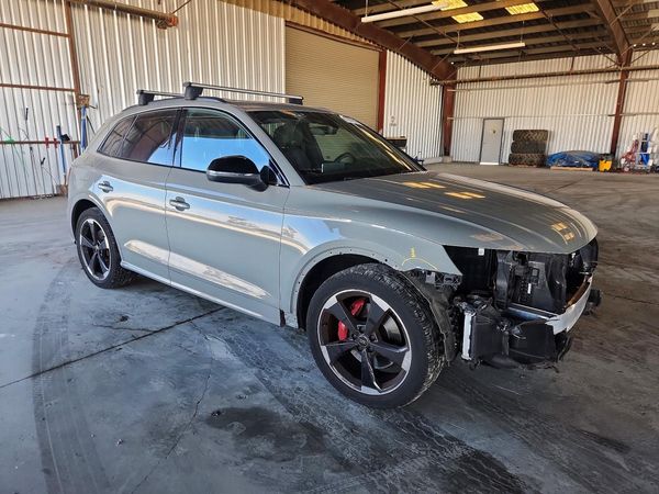 2020 AUDI SQ5 quattro Prestige