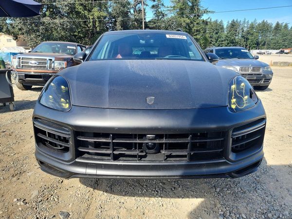 2021 PORSCHE CAYENNE Turbo