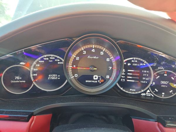 2021 PORSCHE CAYENNE Turbo