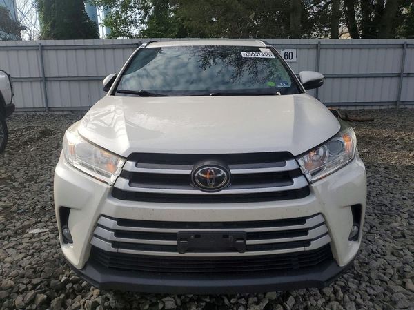 2019 TOYOTA HIGHLANDER SE/XLE