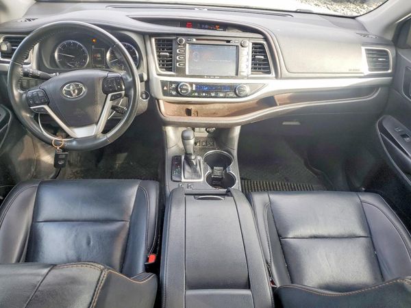 2019 TOYOTA HIGHLANDER SE/XLE