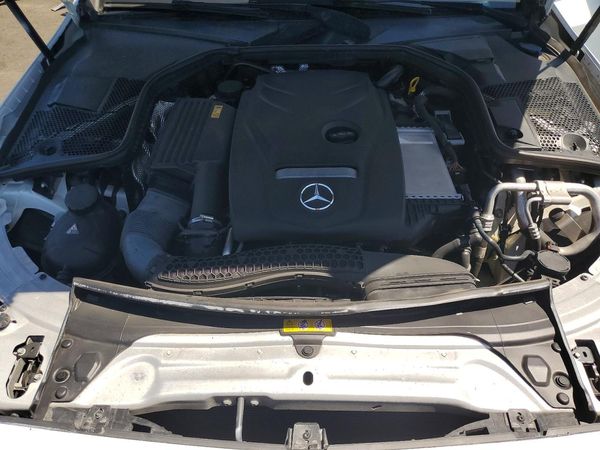 2016 MERCEDES-BENZ C C300