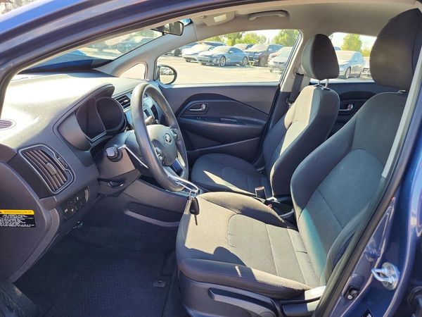 2016 KIA RIO LX A/T
