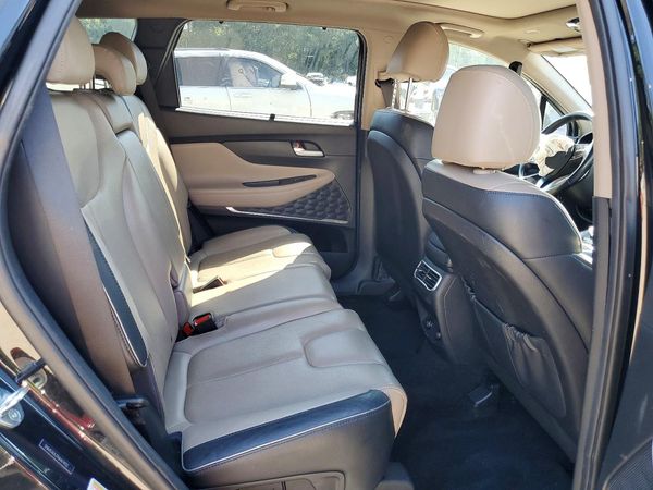 2022 HYUNDAI SANTA FE SEL w/ Premium Pkg