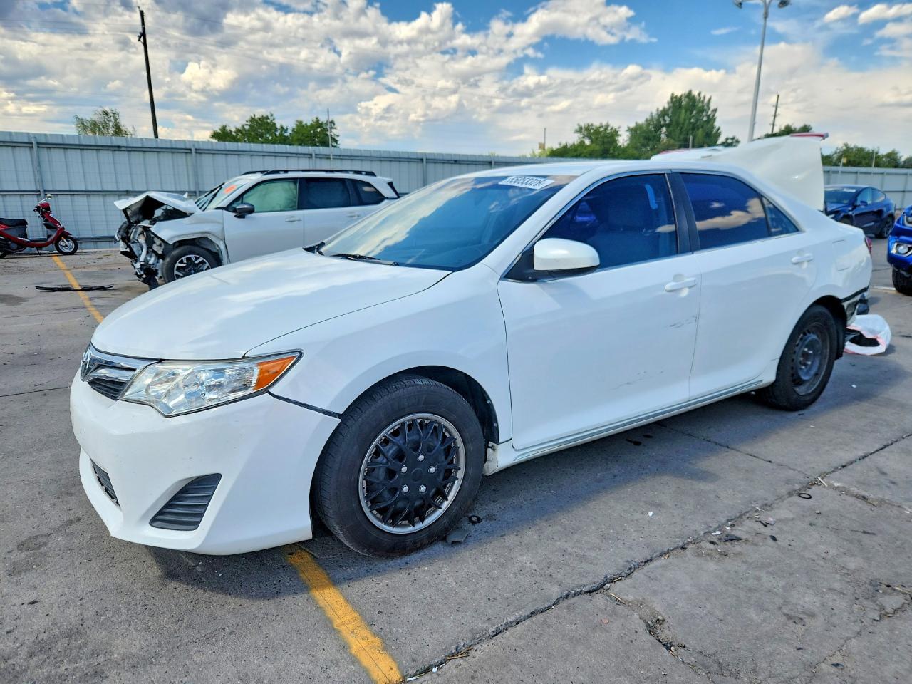 2014 TOYOTA CAMRY